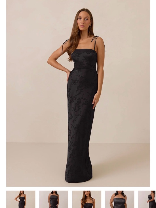 Park & Fifth Dresses & Skirts - Park & Fifth Black Strap-Tie Jacquard Column Gown